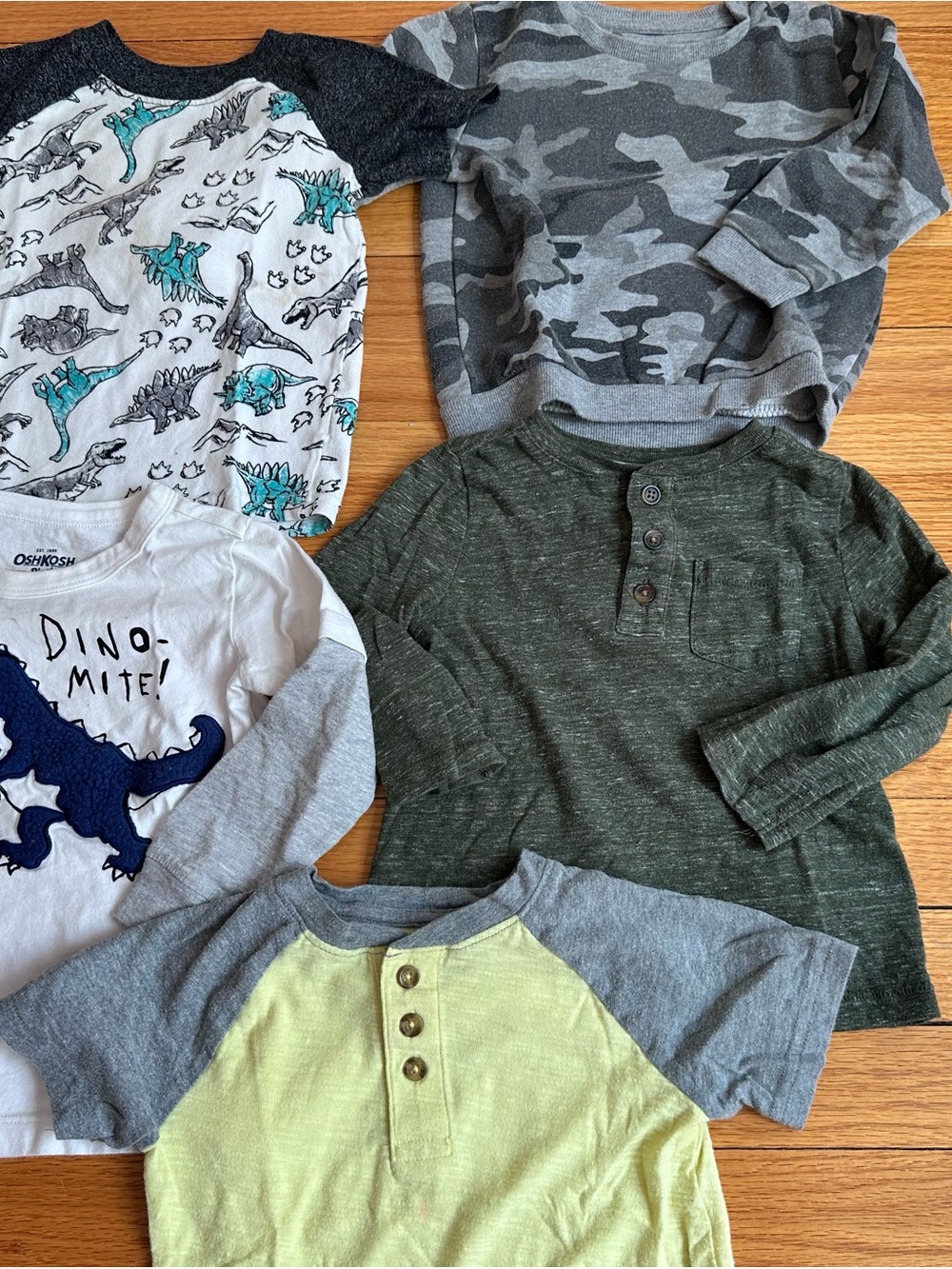 Bundle Of 5 T-shirts Sweater Sz 18-24 Months Oshkosh Old Navy Jumping Beans - Picture 16 of 16